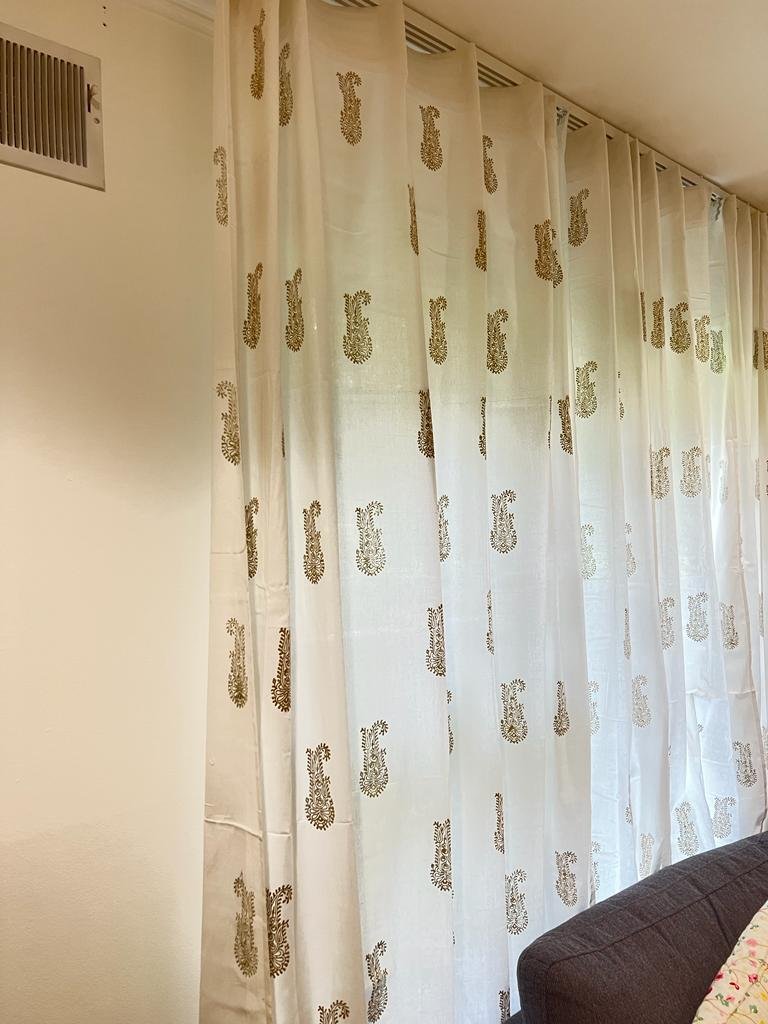 Curtain